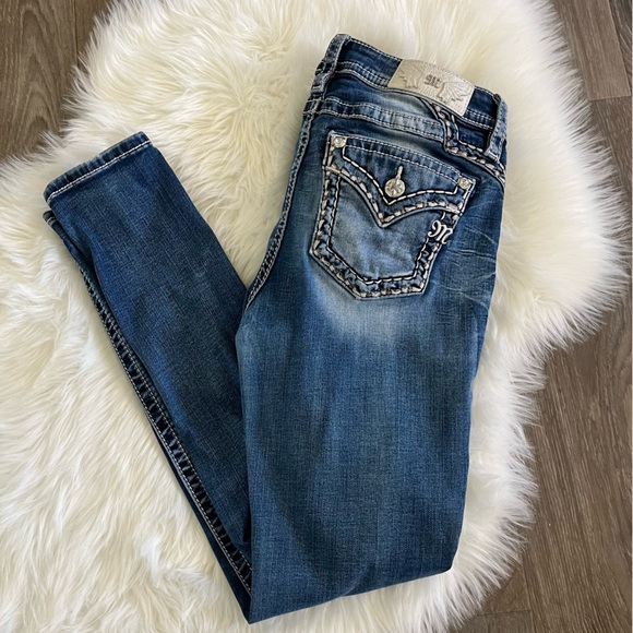 Miss Me Denim - Miss Me Mid Rise Skinny Jeans Distressed Knee Size 29 I